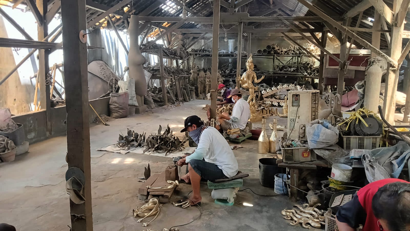 Dari Mojoagung ke Mancanegara: Kuningan UD Ganesa Tembus Eropa hingga Amerika!