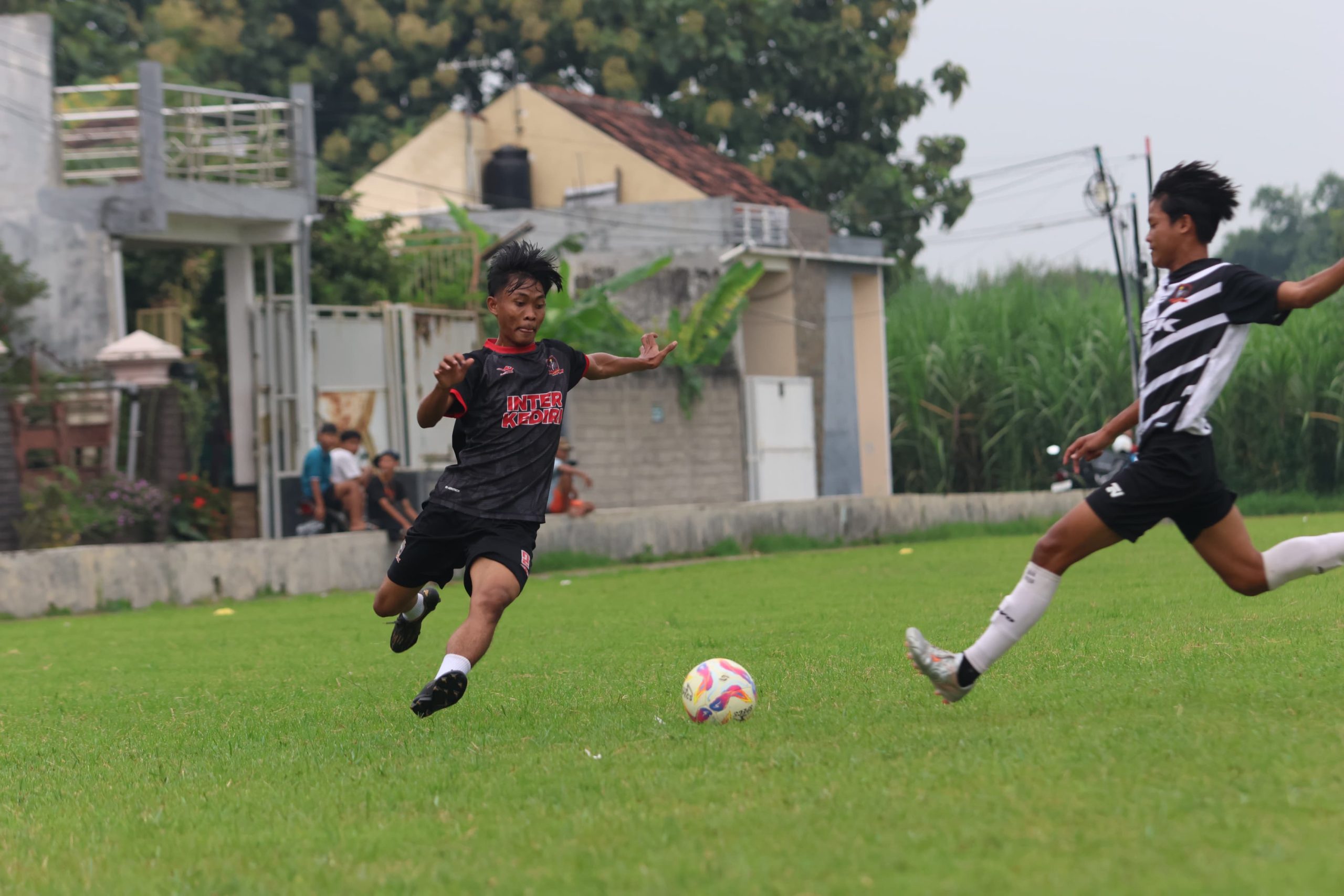 Inter Kediri Bungkam Tim Porprov Kota Kediri 5-1, Budiardjo Thalib Fokus Benahi Finishing