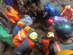 Longsor di Jalur Cangar-Pacet, Kapolres Batu Alihkan Arus Lalu Lintas, Wisatawan Diminta Hindari Rute