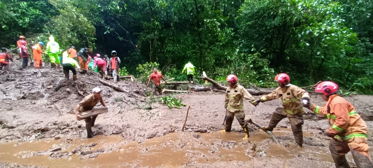 Longsor Cangar-Pacet Telan 10 Korban Jiwa, Evakuasi Berhasil Diselesaikan