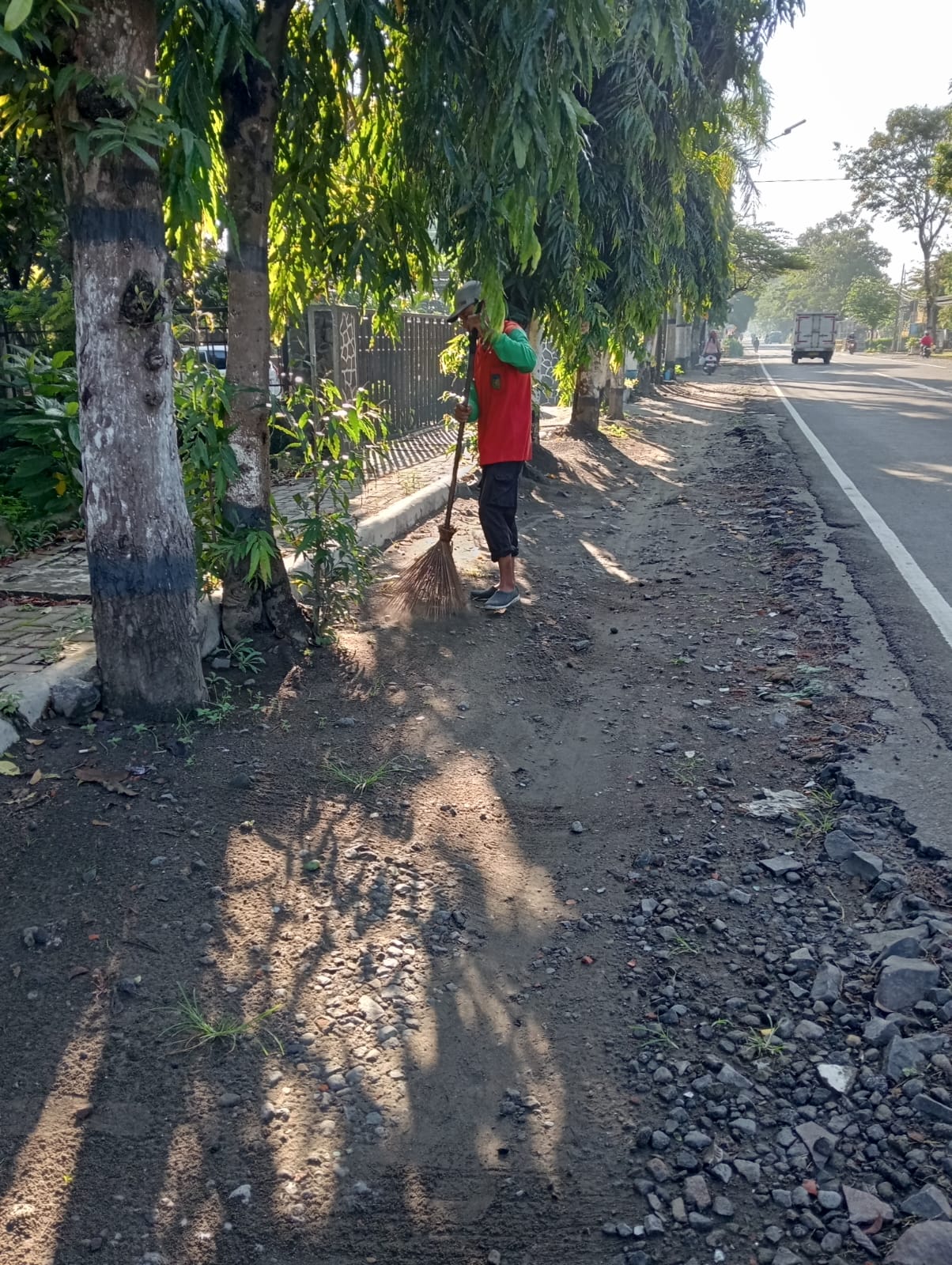 Jaga Kebersihan Saat Ramadan dan Lebaran, DLH Kediri Kerahkan 148 Petugas