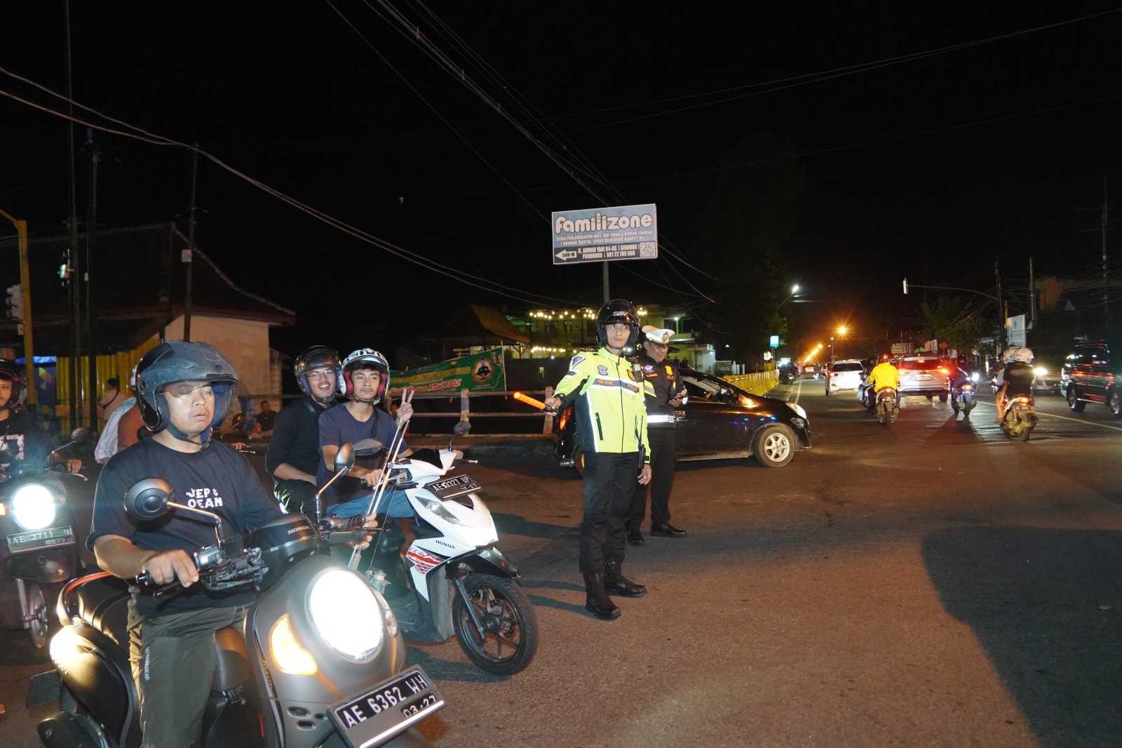 Lebaran 2025, 10.030 Kendaraan Masuk Ponorogo dari Arah Jateng-Jatim, Roda Empat Mendominasi