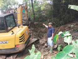 Warga Dusun Kajar Kalipang Bangun Jembatan Bambu Secara Swadaya untuk Permudah Akses Antarwilayah