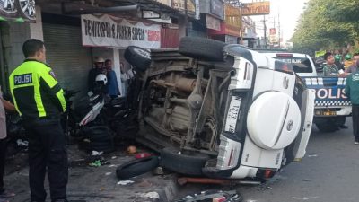 Mobil Terios Hantam Ruko di Singosari, Pemilik Bengkel Meninggal di Tempat