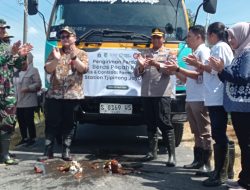 Bupati Dhito Bersama Kapolres Kediri Tanam, Panen, dan Kirim Padi ke Jakarta