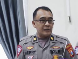 Diduga Lalai, Pelajar Luka Parah Usai Tabrak Truk Mogok di Sukomoro Nganjuk