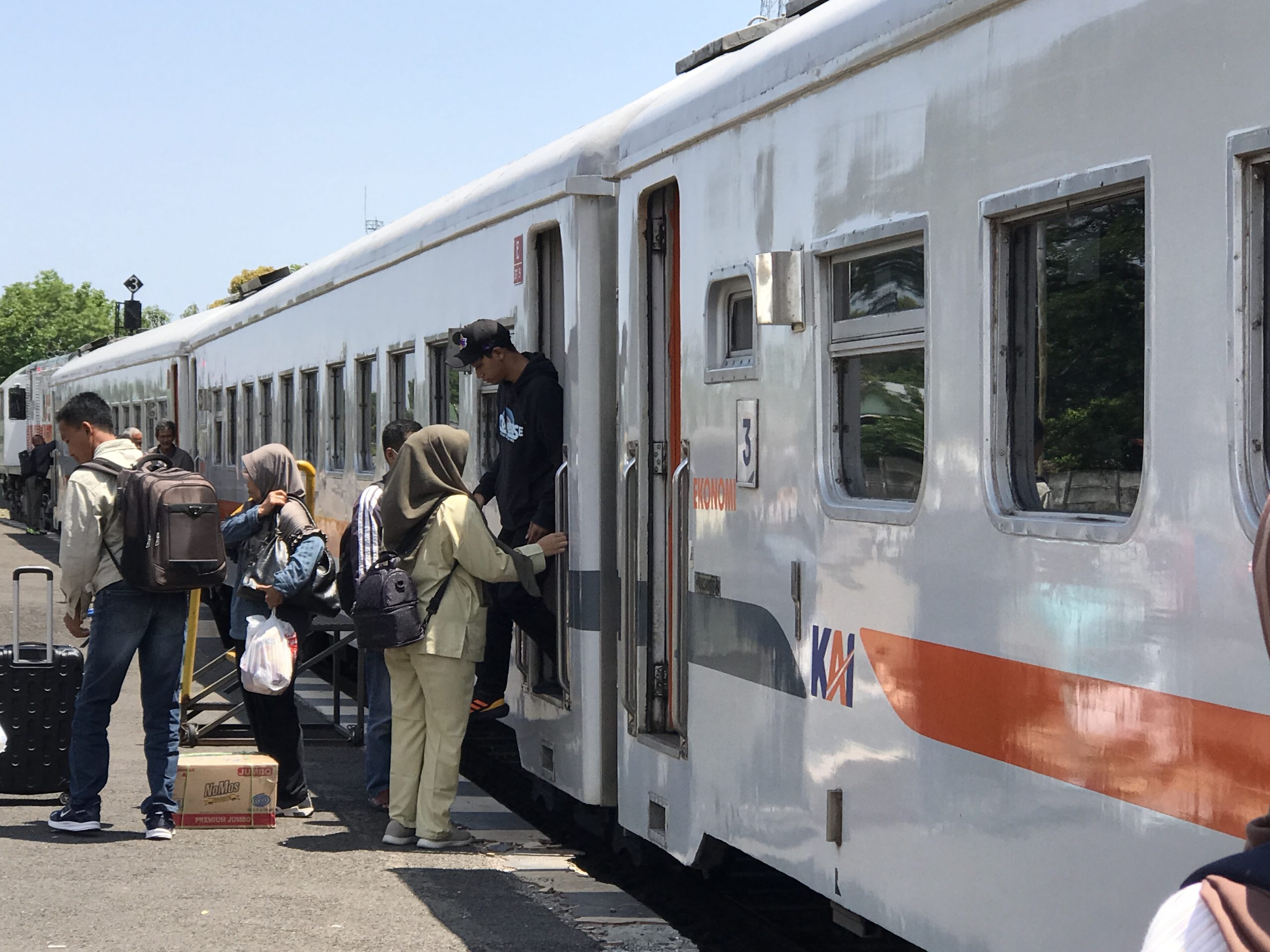 Sambut Hari Jadi Nganjuk ke-1088, KAI Daop 7 Tawarkan Diskon Tiket Kereta 20 Persen