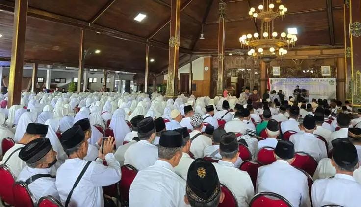 Ratusan CJH Tulungagung Pilih Tunda Naik Haji, Kemenag: Karena Ingin Bareng Keluarga