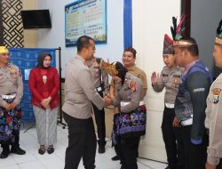 Rayakan Hari Kartini, Polwan Kediri Kota Tampil Berkebaya dan Berikan Pelayanan Penuh Pesona Budaya