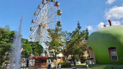 Pembangunan Bianglala Baru Alun-Alun Kota Batu Kembali Tertunda, Anggaran Dialihkan untuk Penanganan Sampah