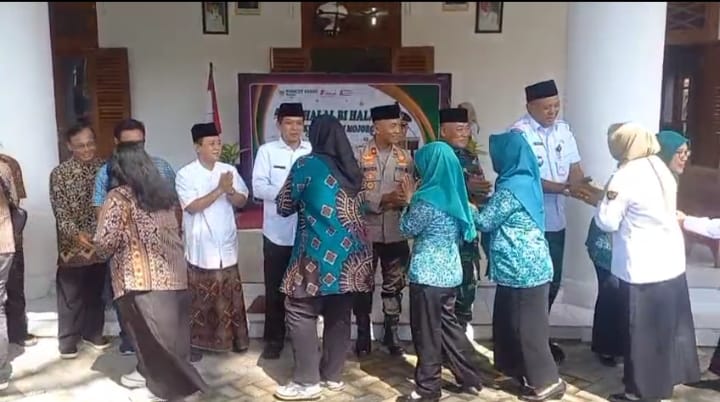 (Anadolu Agency) *Sekitar 1.700 Seniman Tandatangani Petisi Desak Akhiri Perang di Gaza* .. Klik disini untuk baca berita lengkapnya: https://minanews.net/sekitar-1-700-seniman-tandatangani-petisi-desak-akhiri-perang-di-gaza/