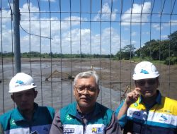 Flushing di Dua Bendungan Blitar, Perum Jasa Tirta 1 Targetkan Bersihkan 500 Kubik Sedimen