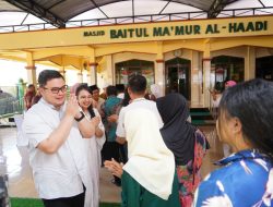 Bupati Kediri Mas Dhito Ikuti Halal Bihalal Lingkungan,  Dikenal Sosok yang Ramah dan Suka Vespa