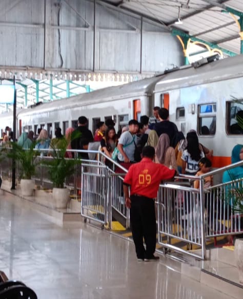 14.743 Penumpang Gunakan Kereta Jarak Jauh dari Stasiun Kediri Selama Periode Mudik
