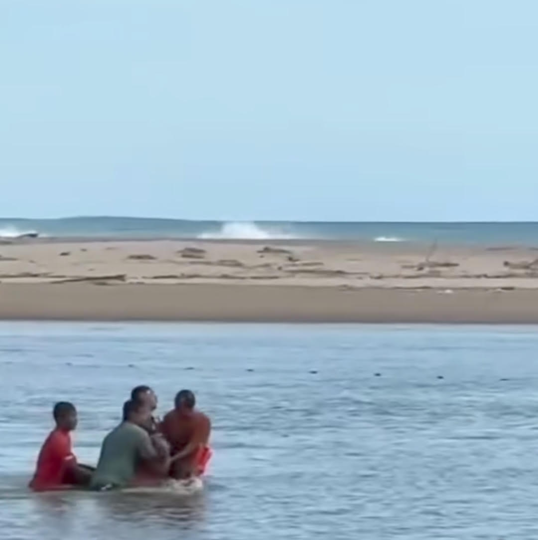 Liburan Tragis, Tiga Pemuda Ponorogo Tewas Terseret Arus di Muara Pantai Soge