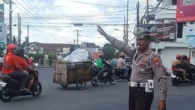 Arus Lalu Lintas di Kota Kediri Mulai Lancar Meski Jalan Urip Sumoharjo Masih Padat