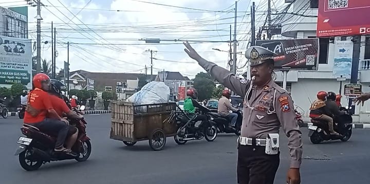 Arus Lalu Lintas Kediri Mulai Lancar, Jalan Urip Sumoharjo Masih Padat Pascamudik
