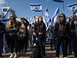 Ribuan Tokoh Seni dan Budaya Israel Desak Pemerintah Akhiri Perang di Gaza