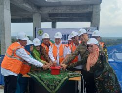 Gubernur Khofifah Resmikan Topping Off Gedung Gus Dur di RSU Muslimat NU Ponorogo