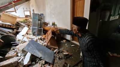 Longsor Timbun Rumah Kades Ngebel Ponorogo, Empat Orang Luka dan Satu Anak Alami Trauma