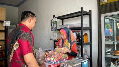 Harga Kelapa Tak Kunjung Stabil, Penjual Wingko Lamongan Naikkan Harga Jual