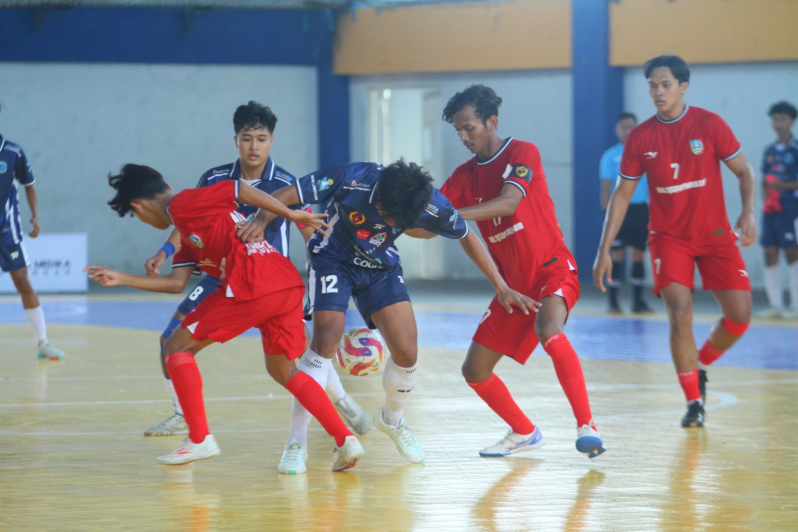 Bungkam Ngawi 7-1, Tim Futsal Putra Lamongan Pastikan Tiket Final Porprov Jatim