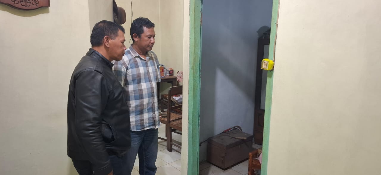 Buruh Tani Lansia di Batu Meninggal di Rumah, Obat Sakit Kepala Jadi Petunjuk