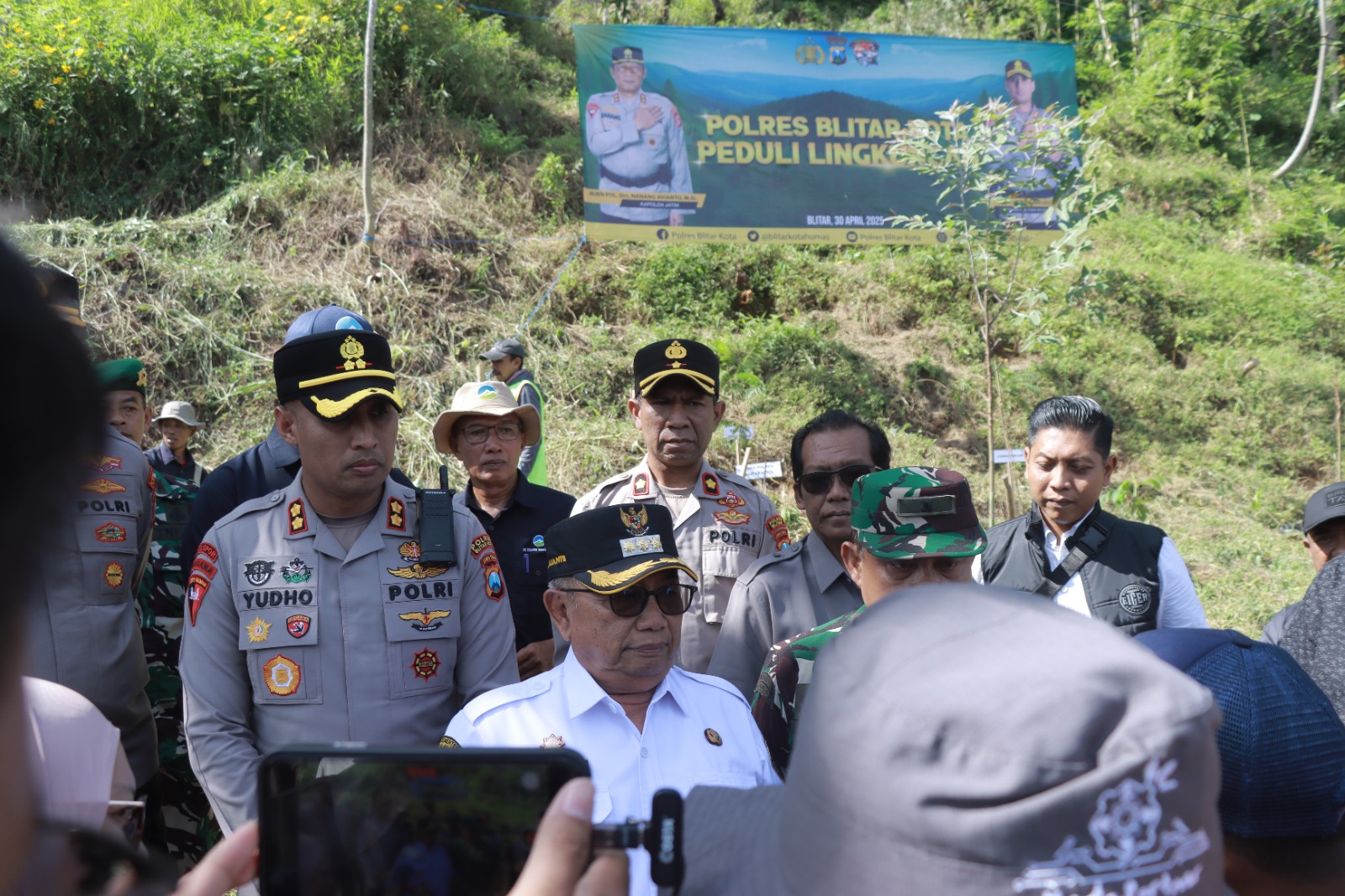 Bupati Blitar Akan Bentuk Tim Khusus Pendamping Perizinan Tambang Pasir