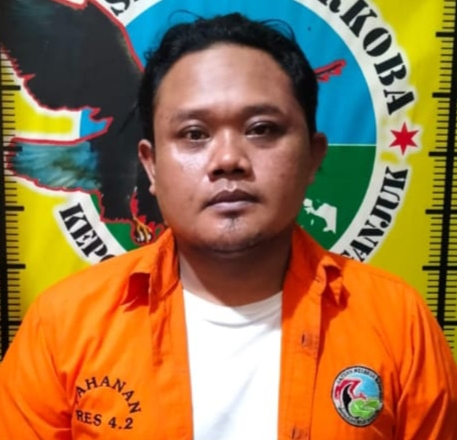 Sopir Asal Jatirejo Ditangkap Satresnarkoba Nganjuk, Diduga Terlibat Peredaran Narkotika