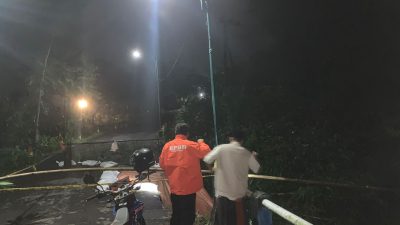 Talut Jembatan Brenggolo Ambles, Akses Jalan Ditutup Sementara