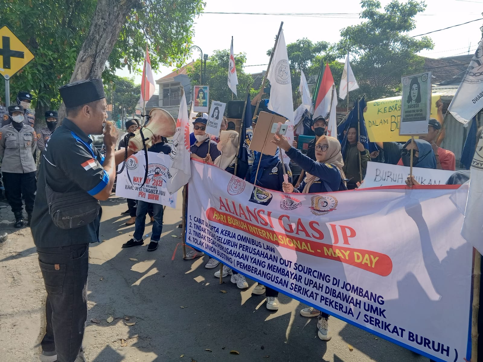 May Day di Jombang: Buruh Gelar Aksi Damai, Kritik Pemerintah yang Sibuk Seremonial