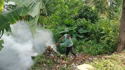 Sambut Hari Lingkungan Hidup, Perhutani Tertibkan Sampah di Kawasan Hutan