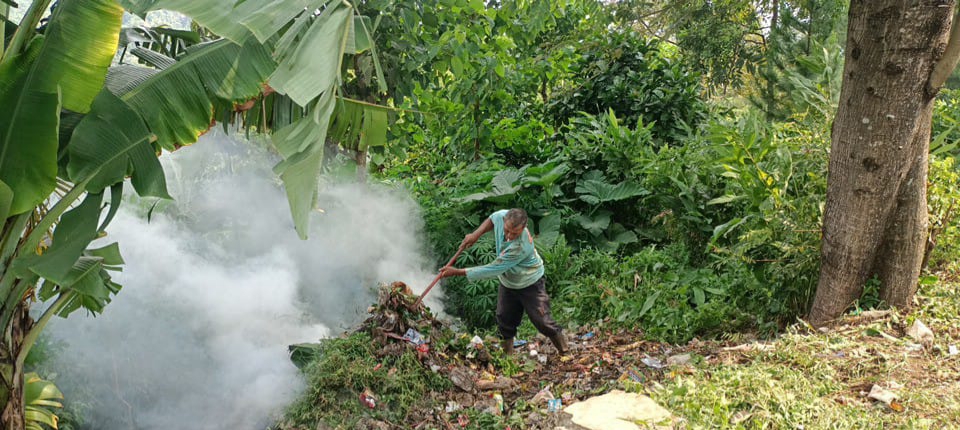 Sambut Hari Lingkungan Hidup, Perhutani Tertibkan Sampah di Kawasan Hutan