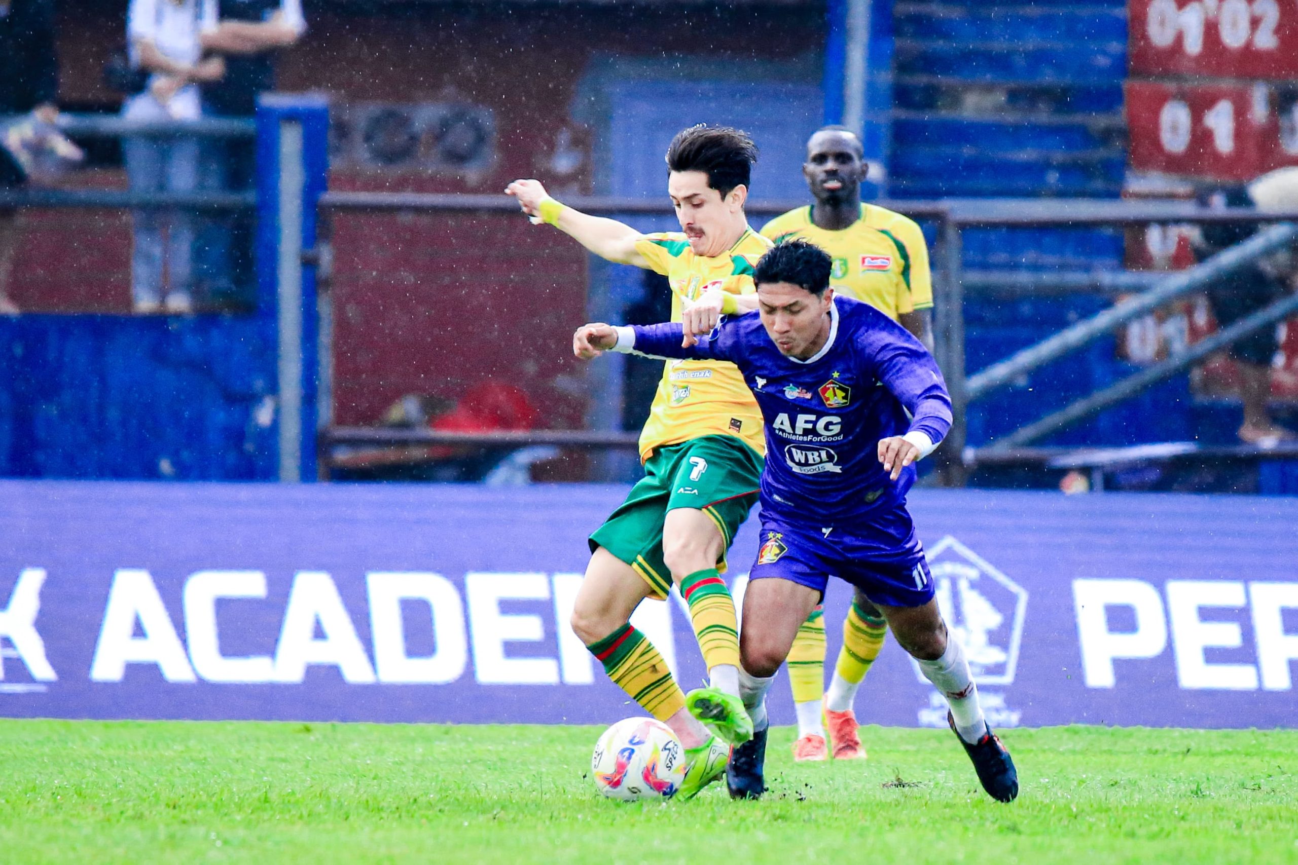 Persik Kediri Tahan Imbang Persebaya 3-3, Fergonzi Sumbang Dua Gol