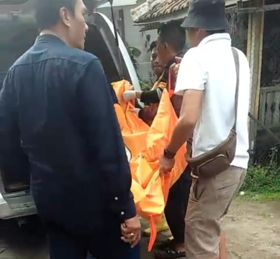 Geger! Warga Rejoagung Temukan Pria Tak Bernyawa dengan Luka di Wajah