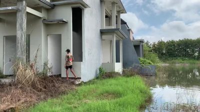 Ini Fakta Rumah Mewah Dua Lantai di Tengah Danau Jombang yang Hebohkan Warganet