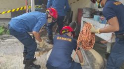 Evakuasi Nenek Tercebur Sumur di Kediri Terkendala Mulut Sumur Sempit