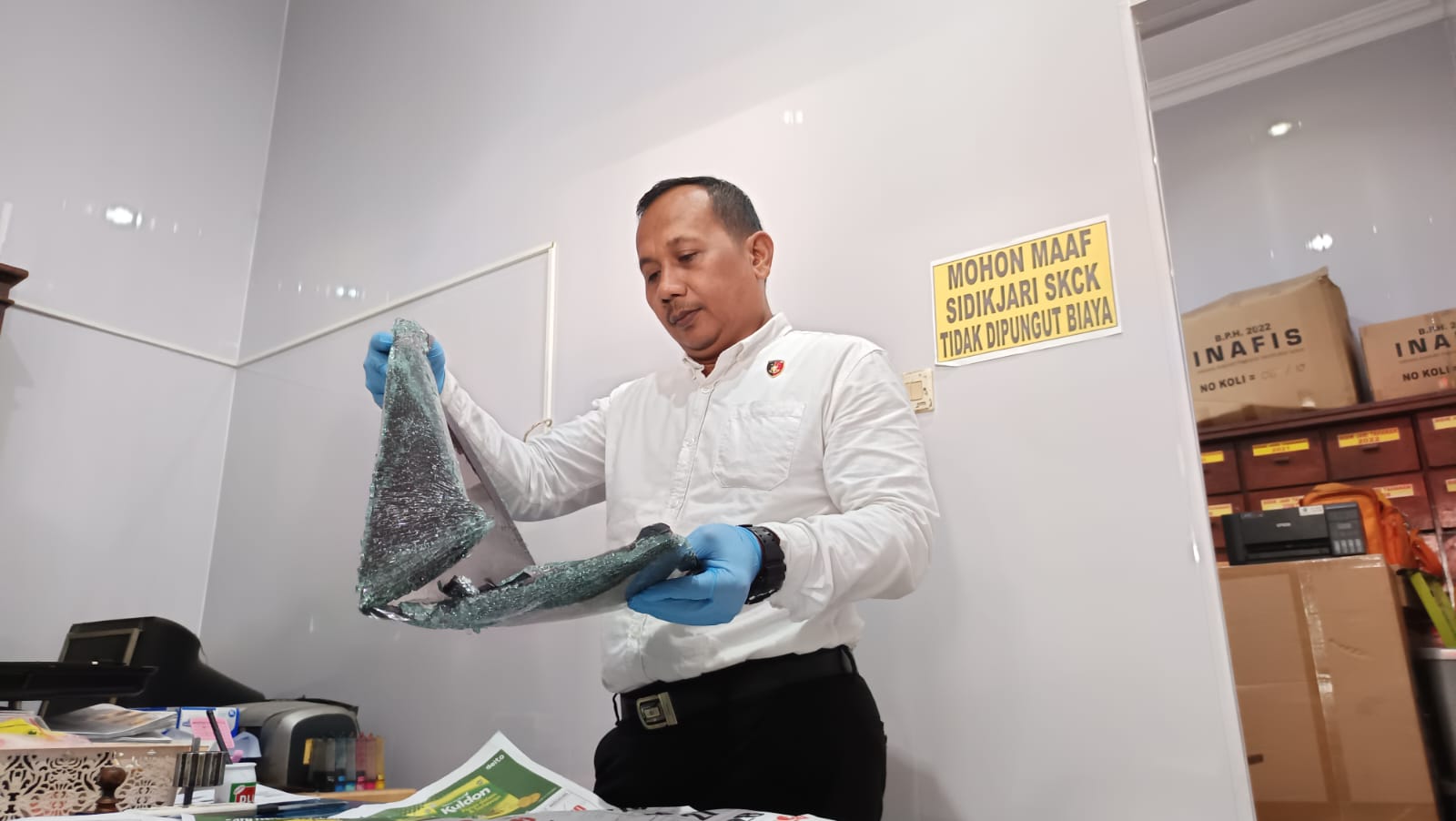 Warga Madiun Jadi Korban Aksi Pecah Kaca di Ponorogo