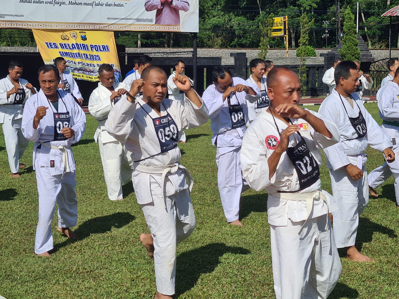 Jaga Kesiapsiagaan, Ratusan Personel Polres Blitar Ikuti Tes Beladiri Polri 2025
