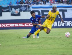 Divaldo Alves Pastikan Persik Kediri Siap Tempur Hadapi Semen Padang