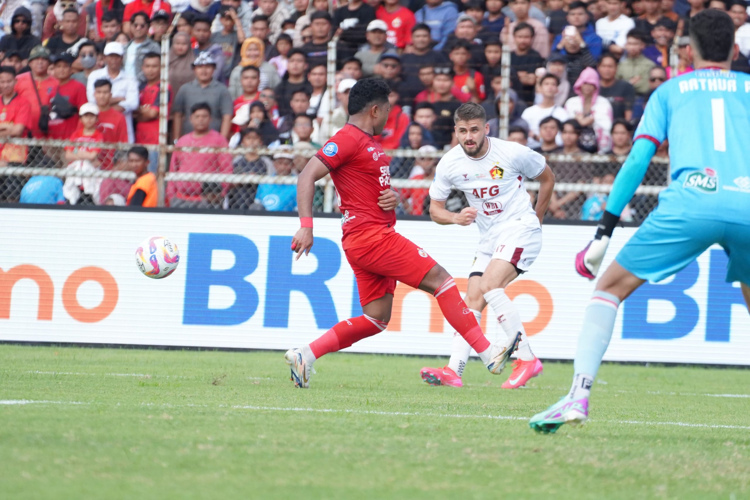Sempat Unggul, Persik Kediri Hanya Raih Hasil Imbang Kontra Semen Padang