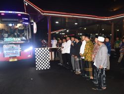 89 Jamaah Haji Cadangan Tulungagung Resmi Diberangkatkan ke Embarkasi Surabaya