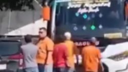 Polisi Tangkap Sopir Bus Bagong yang Viral Usai Ngeblong dan Cekcok di Jalan