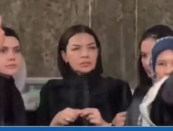 Najwa Shihab Terlihat di Rumah Duka, Tidak Sedang Naik Haji! 