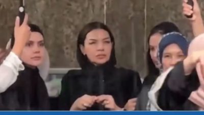 Najwa Shihab Terlihat di Rumah Duka, Tidak Sedang Naik Haji! 