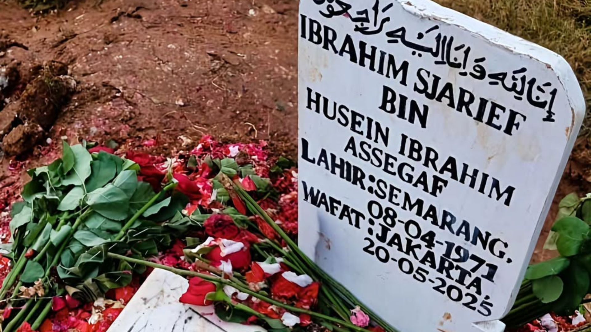 Najwa Shihab Bagikan Foto Pemakaman Sang Suami: Ibrahim Adalah Penunjuk Arah… 