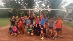 Lurah Tosaren Apresiasi Semangat Pemuda Cakarwesi Lewat Kegiatan Bola Voli