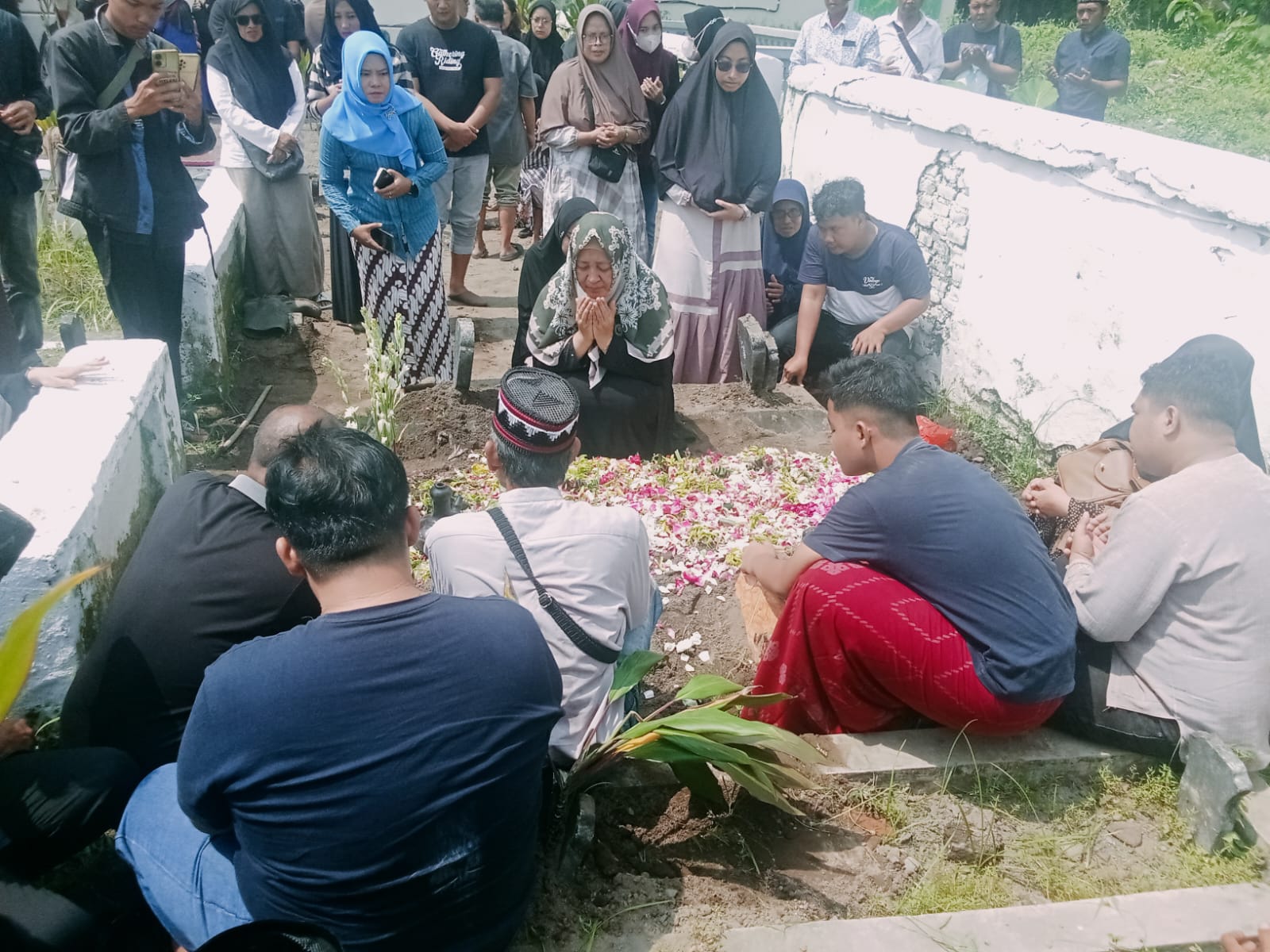 In Memoriam: Mega Wulandari, Dirut Koran Memo Group Berpulang di Usia 49 Tahun