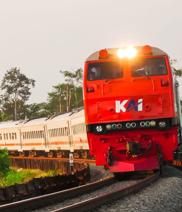 Sambut Libur Panjang Waisak, KAI Daop 7 Tambah Gerbong di Stasiun Kediri