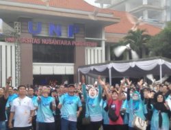 UNP Kediri Kukuhkan Langkah Menuju Kelas ASEAN, Jalan Sehat Warnai Puncak Dies Natalis ke-48